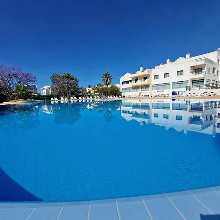 Dunas With Pool View And Parking In The Center * Alvor