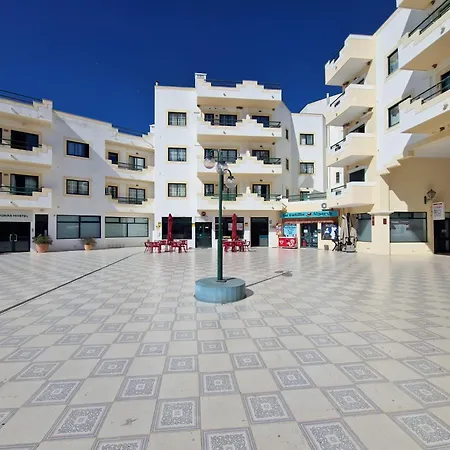 Dunas With Pool View And Parking In The Center *