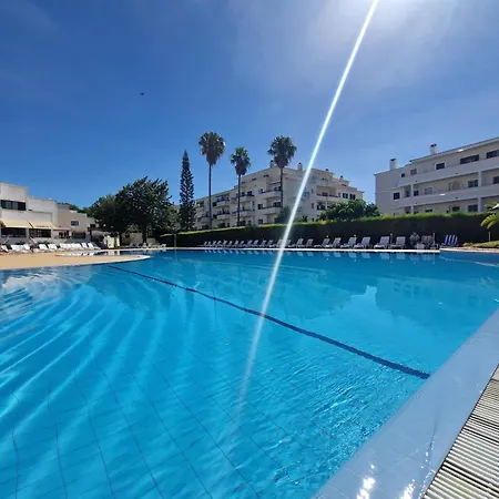 Dunas With Pool View And Parking In The Center * Alvor